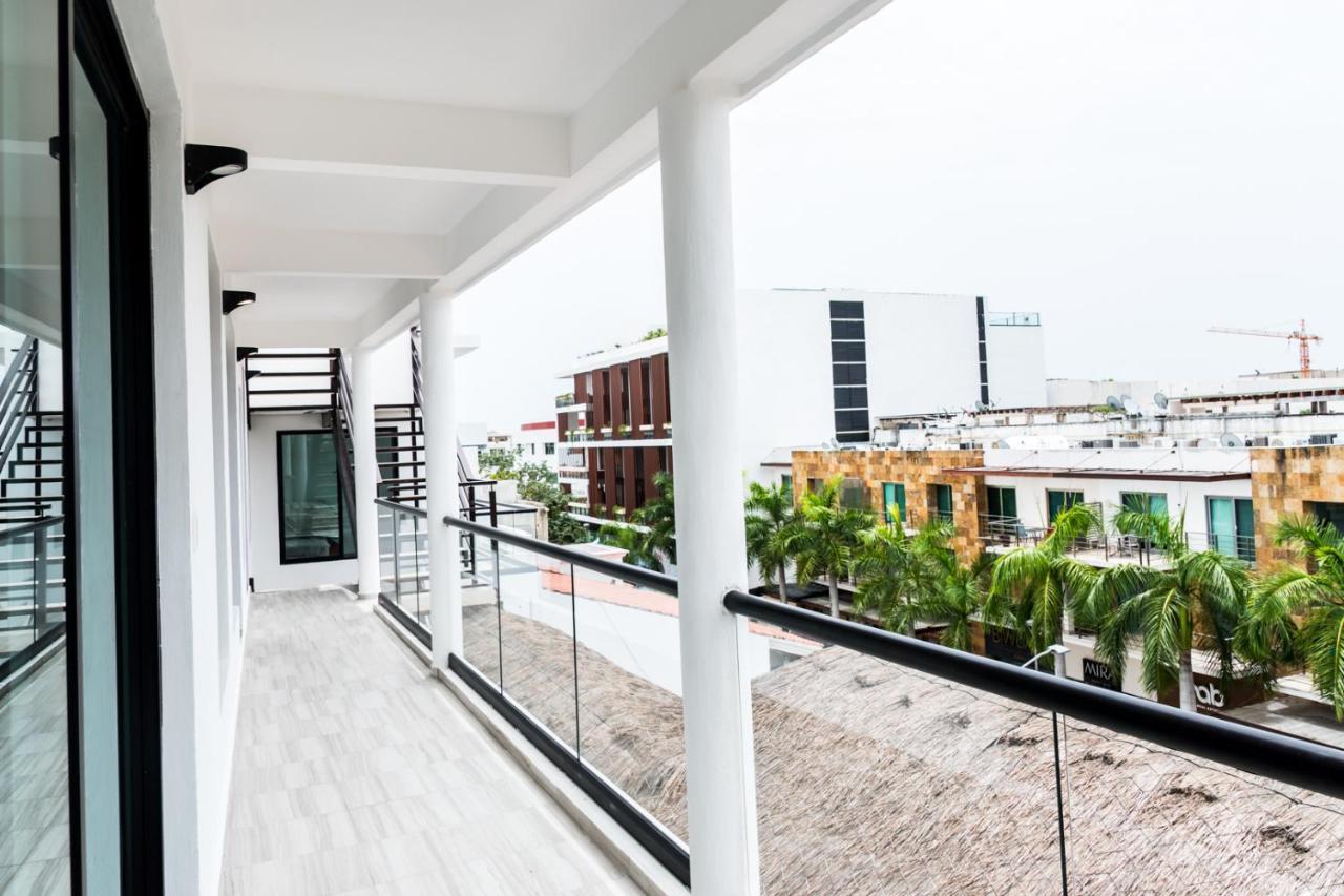 Casa Ticul Hotel Boutique - 5Th Ave (Adults Only) Плайя-дель-Кармен Екстер'єр фото A balcony